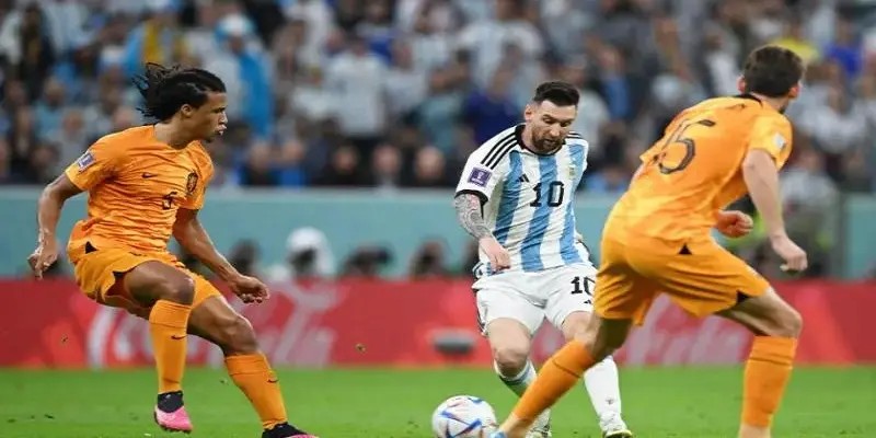 So sánh Ronaldo và Messi về những pha kiến tạo cho đồng đội